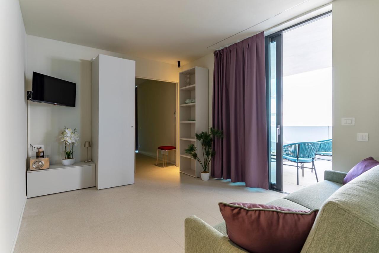 Aparthotel Zefiro Com Design, Large Terrace, Bike, Near Beach And Thermal Grado Extérieur photo