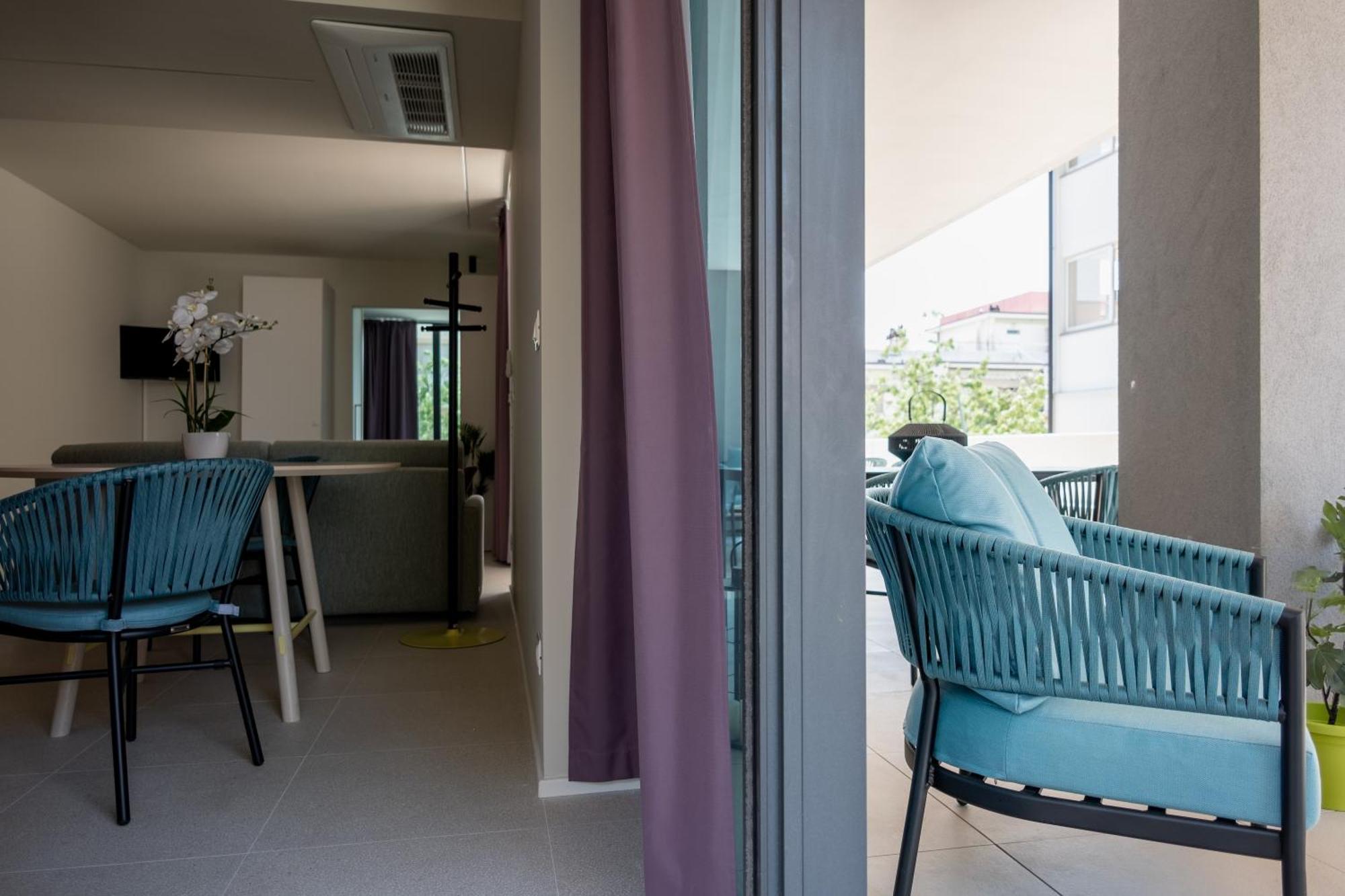 Aparthotel Zefiro Com Design, Large Terrace, Bike, Near Beach And Thermal Grado Extérieur photo